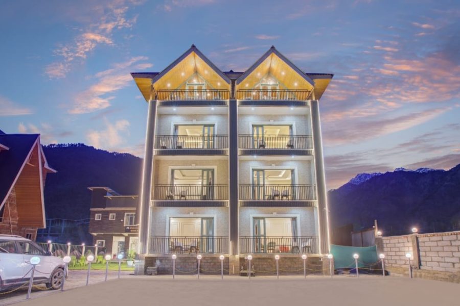 Falcon Heights By Ahanger HBO