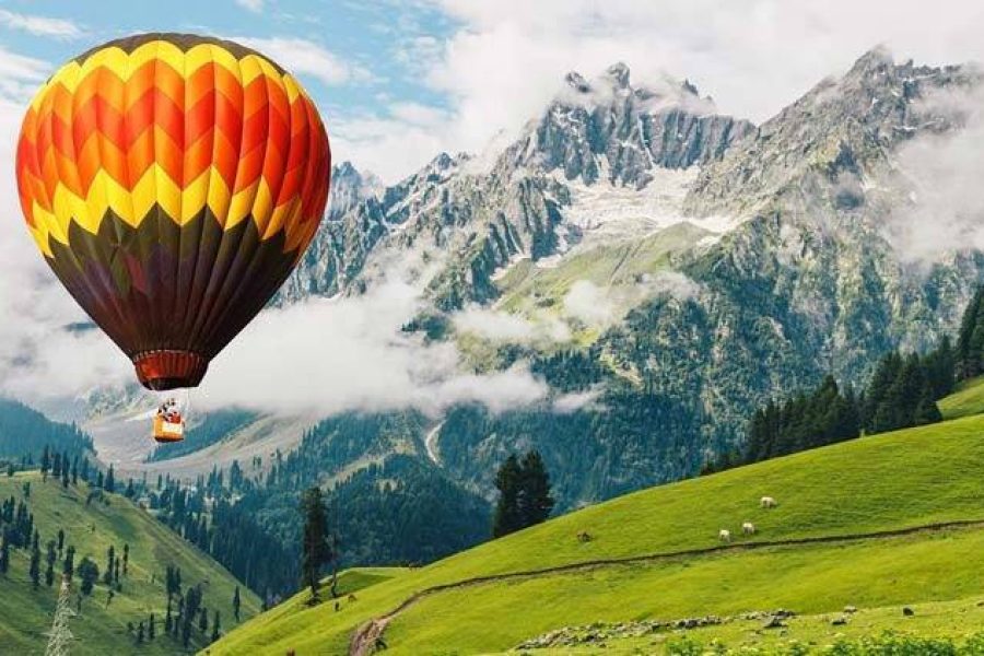 hot-air-ballooning-in-kashmir by Ahanger HOBO