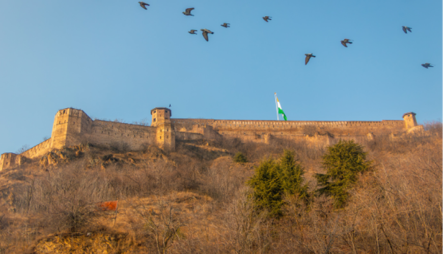 Fort-Hari-Parbat Kooh-e-Maran