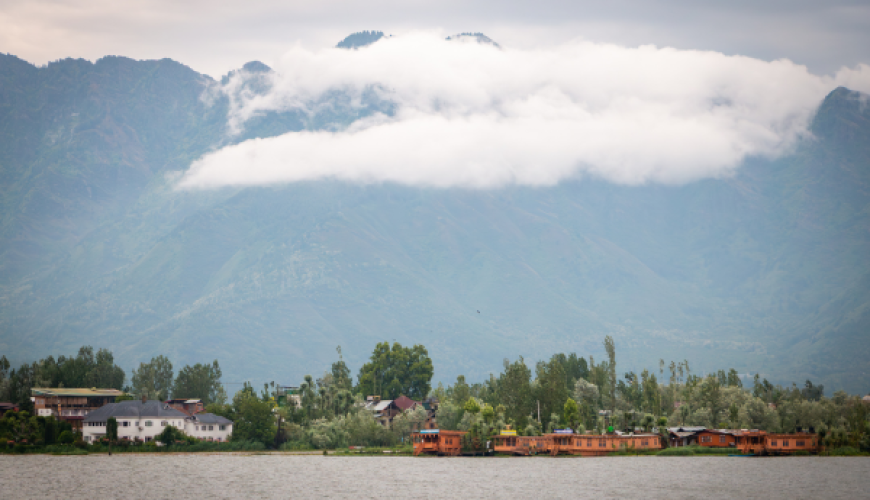 Nageen Lake Kashmir - The Jewel on the Ring