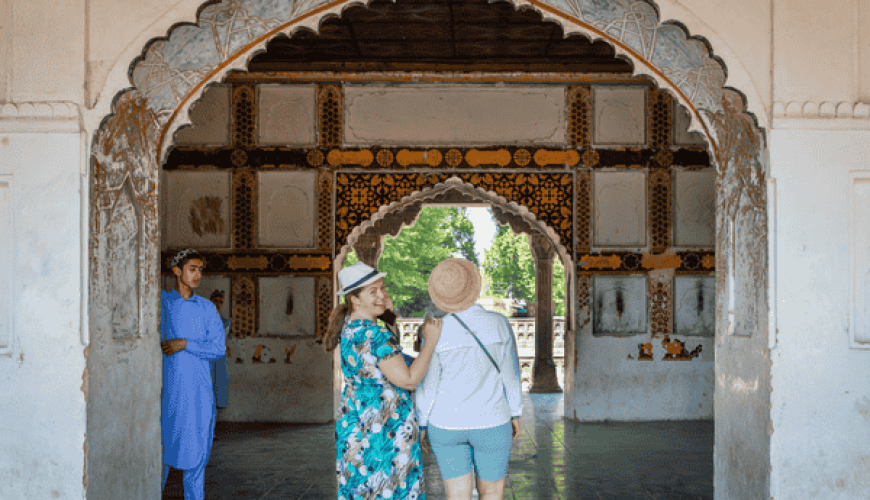 Shalimar-Garden-Srinagar