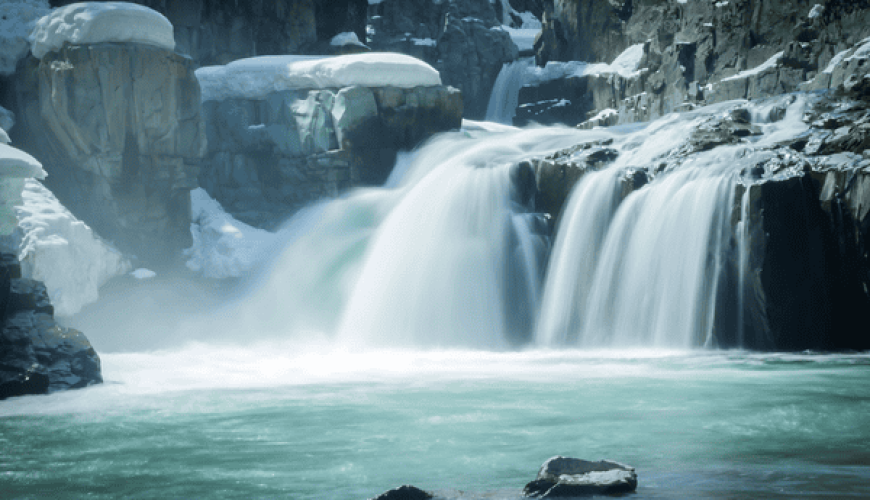 Aharbal-Waterfall-Kashmir