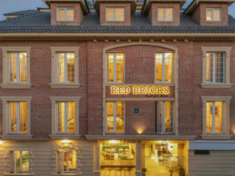 Red-Bricks-Hotel-Srinagar
